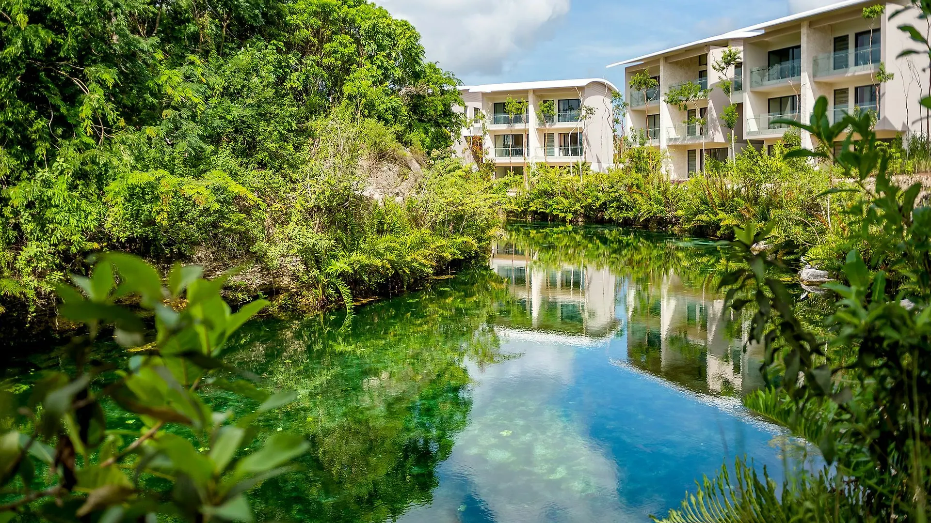 リゾート Andaz Mayakoba All Inclusive El Marlyn Azul