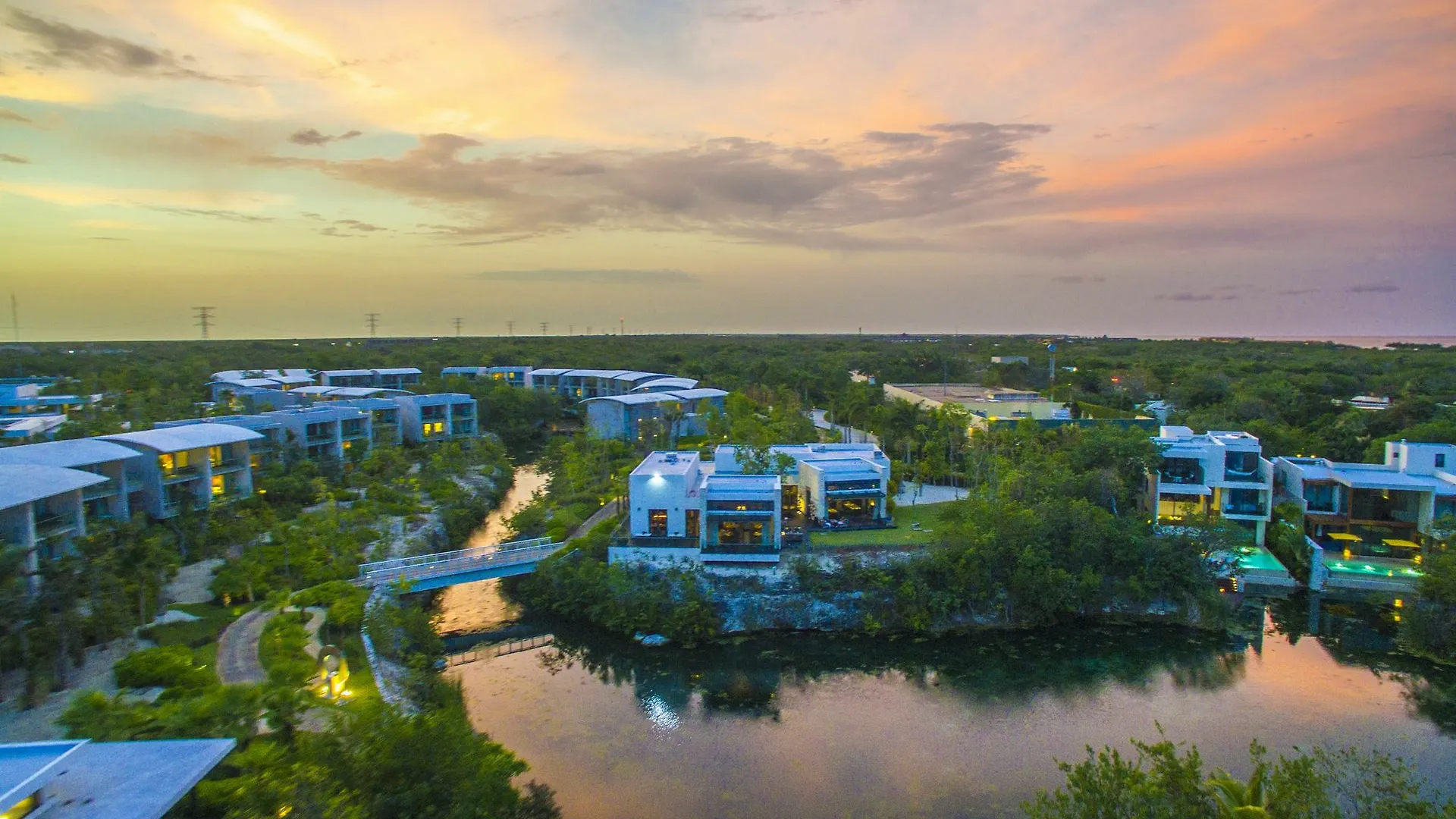 リゾート Andaz Mayakoba All Inclusive El Marlyn Azul